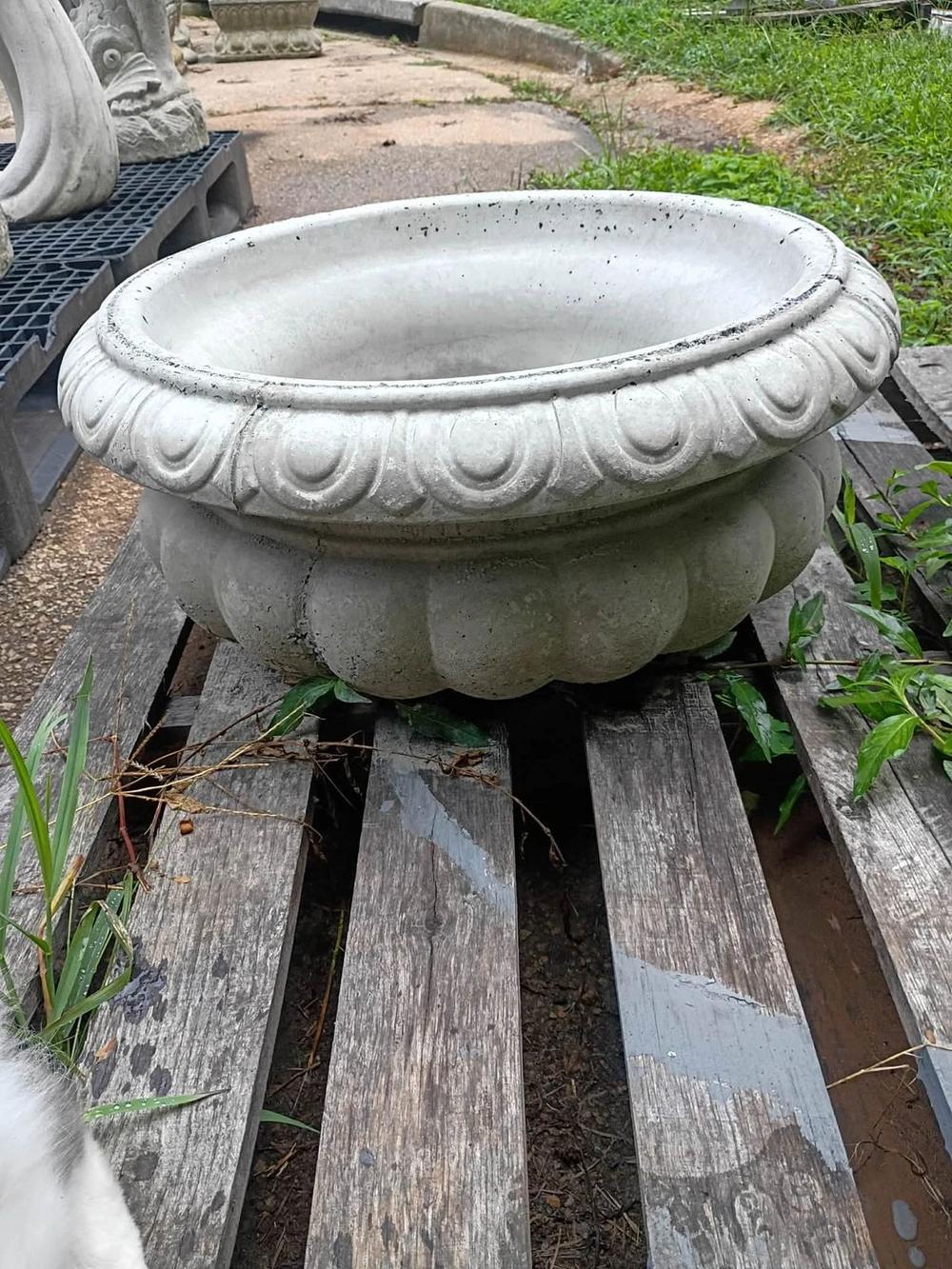 Egg & Dart Bowl Planter alternate view