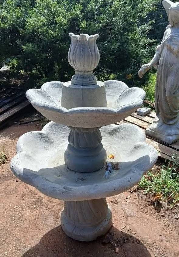 Lotus Tier Fountain